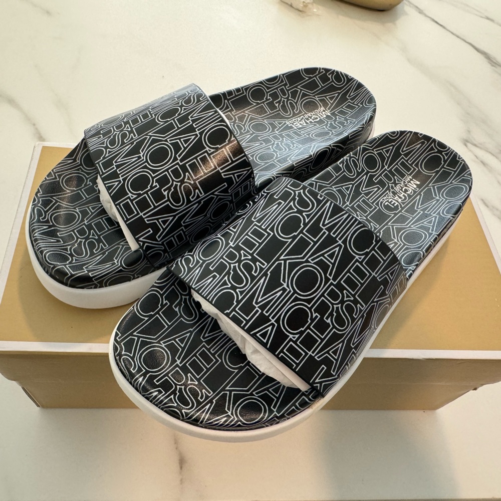 Michael Kors Slides
